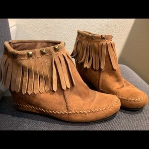Vintage Moccasin Wedges
